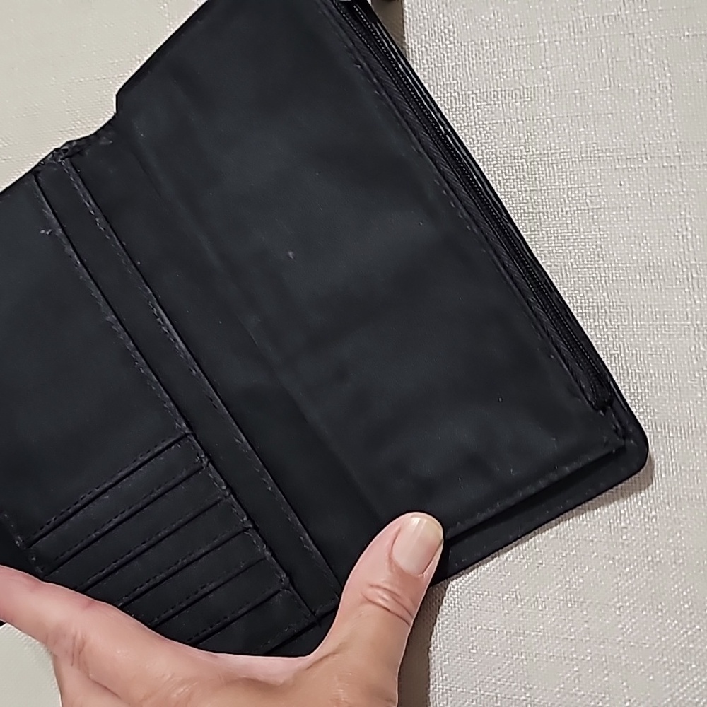 Relic Wallet - Picture 7 of 10